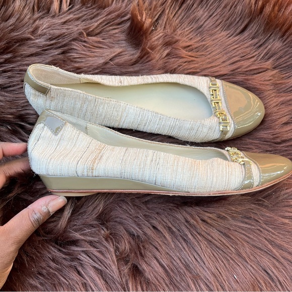 Taryn Rose “Prosper” Wedge Flats - Picture 5 of 11